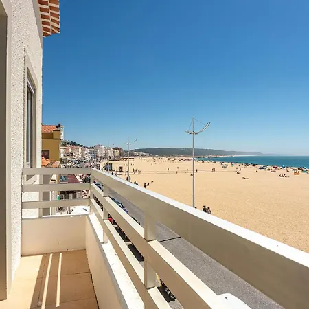 T4 Luis Apartment Nazare