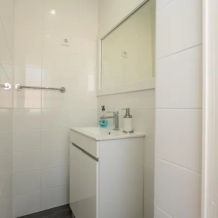 Apartment T4 Luis Nazare
