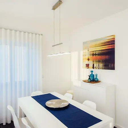 Apartment T4 Luis *